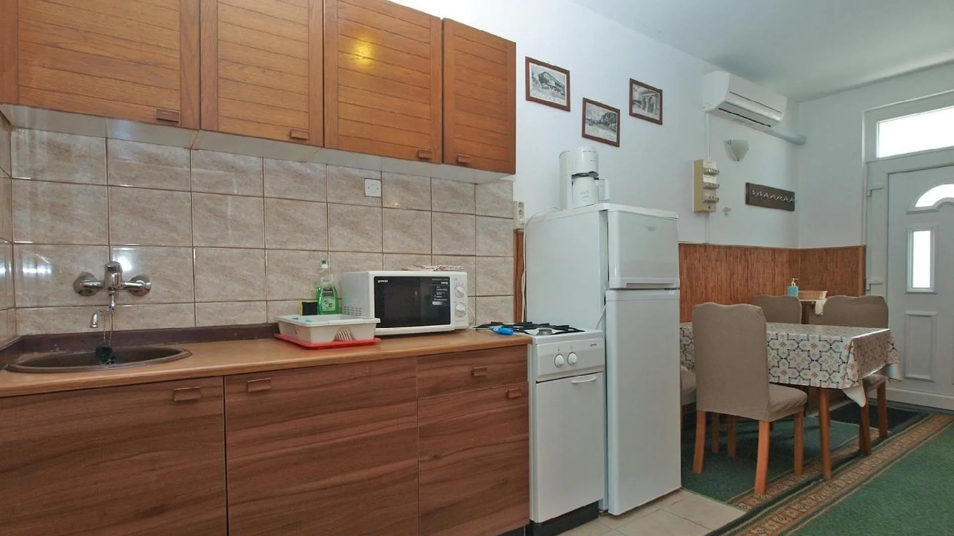 Apartment Ferienwohnung Fuer 4 Personen Ca 50 Qm In Liznjan, Istrien Suedkueste Von Istrien Croatia